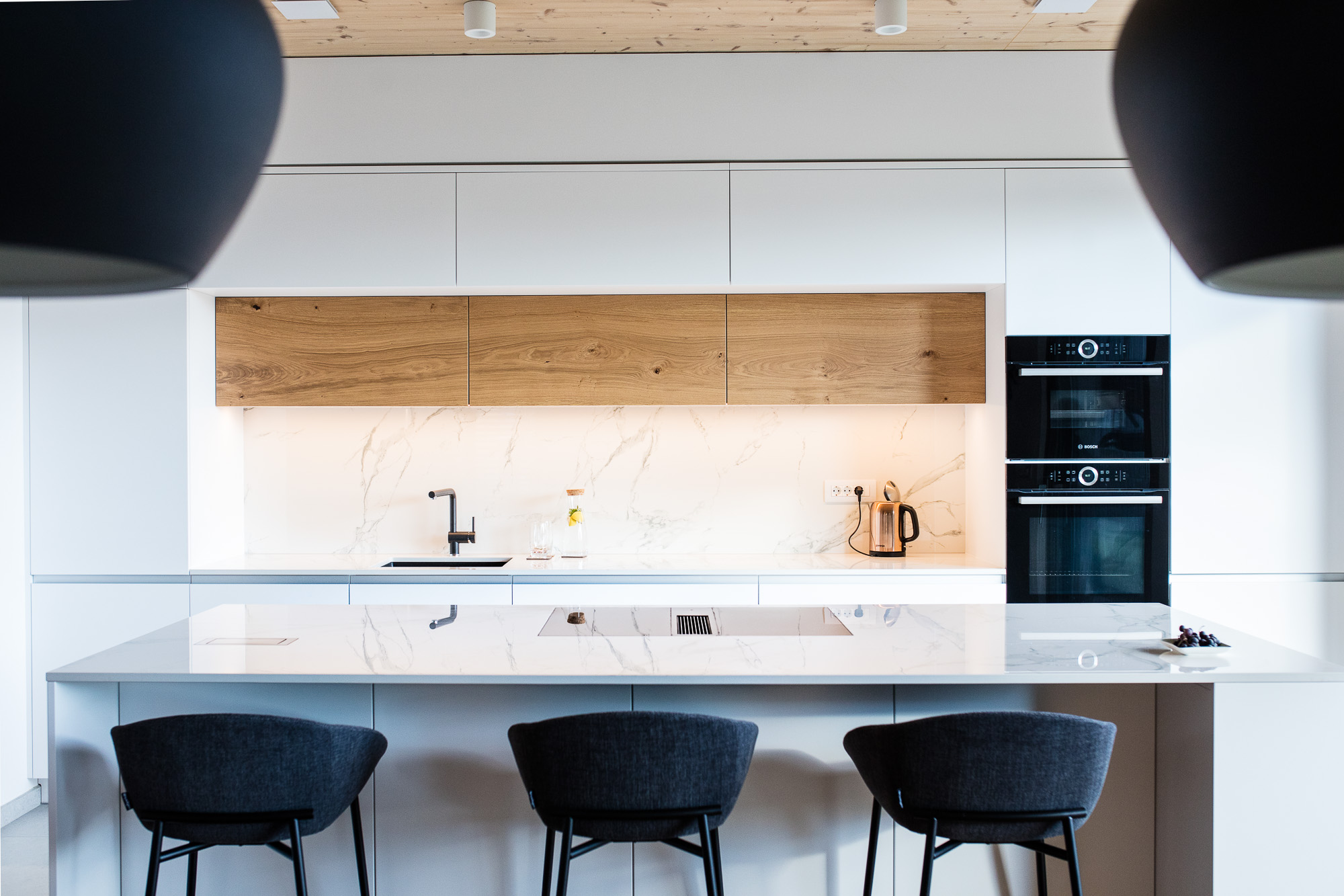 kuhinja po meri bora pult neolith